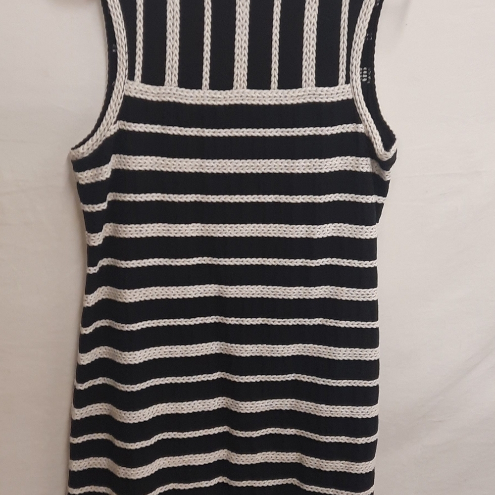 Max Studio Dress - Picture 2 of 8